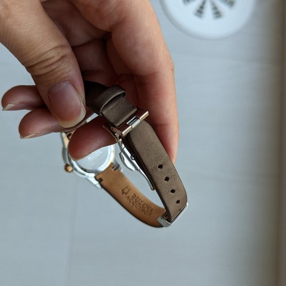 Bulova Accutron 65P105 - Picture 4 of 9